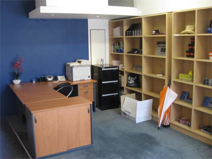 Click to view all images 20 Derby Street Collingwood VIC 3066 - Image 3