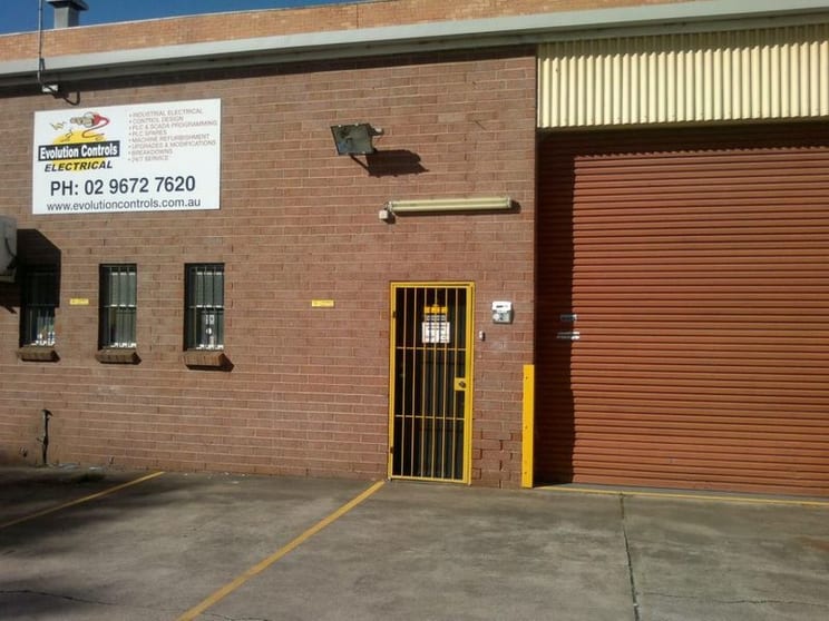 Click to view all images 2/31 Forge Street Blacktown NSW 2148 - Image 2