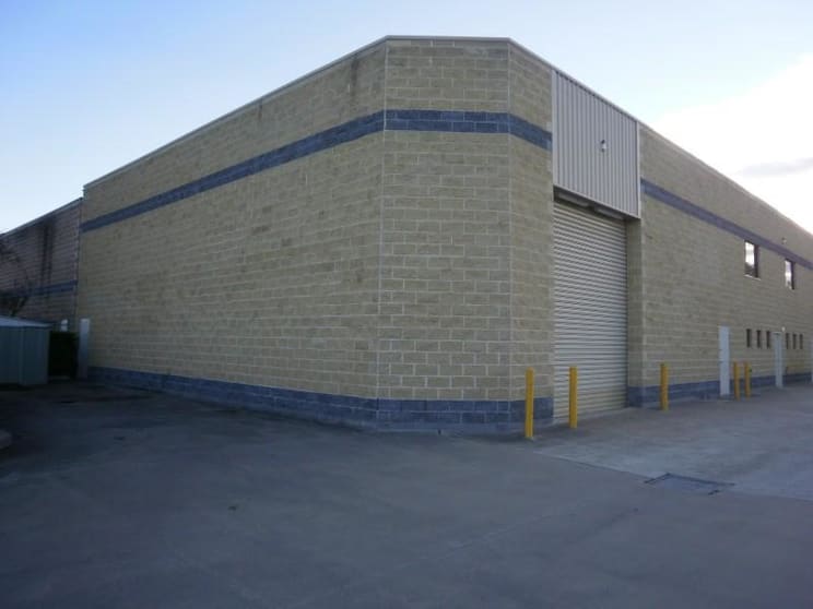 Click to view all images Unit 1/30 Bosci Road Ingleburn NSW 2565 - Image 2