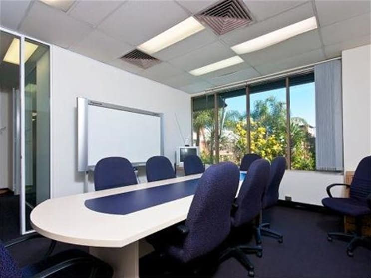 Click to view all images St 103/355 Crown Street Surry Hills NSW 2010 - Image 2