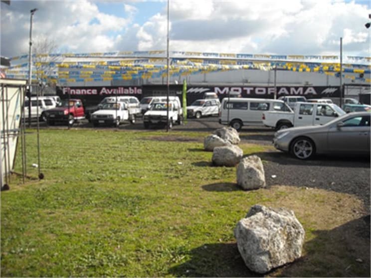 Click to view all images 154 Canterbury Road Kilsyth VIC 3137 - Image 1