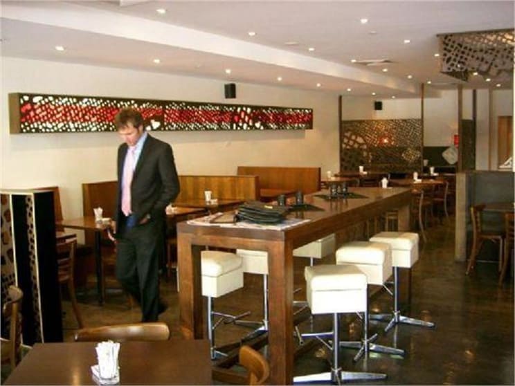 Click to view all images 12 Fitzroy Street St Kilda VIC 3182 - Image 2