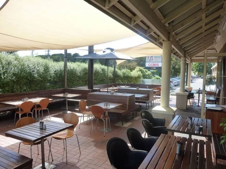 Click to view all images 72 Tunstall Square Donvale VIC 3111 - Image 3