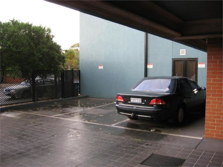 Click to view all images 149 Glenlyons Road Brunswick VIC 3056 - Image 3