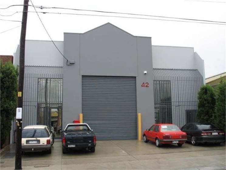 Click to view all images Airport West VIC 3042 - Image 1
