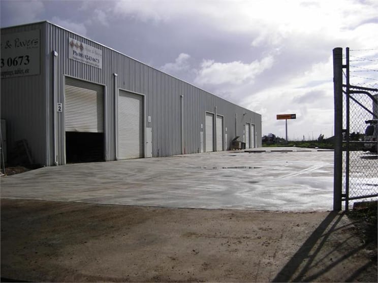 Click to view all images Unit 4/16 Glasgow Street Wingfield SA 5013 - Image 1