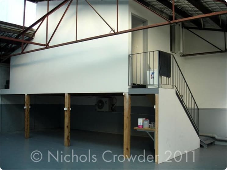 Click to view all images Unit 2 / 6 Wren Road Moorabbin VIC 3189 - Image 1