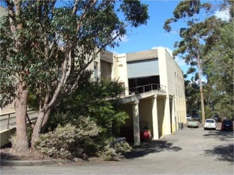 Click to view all images Mount Kuring-gai NSW 2080 - Image 2