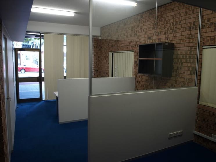 Click to view all images 4a/37 Smith Street Parramatta NSW 2150 - Image 2
