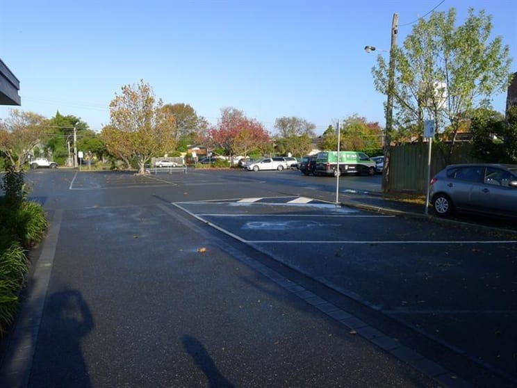 Click to view all images 82 Church Street Brighton VIC 3186 - Image 2