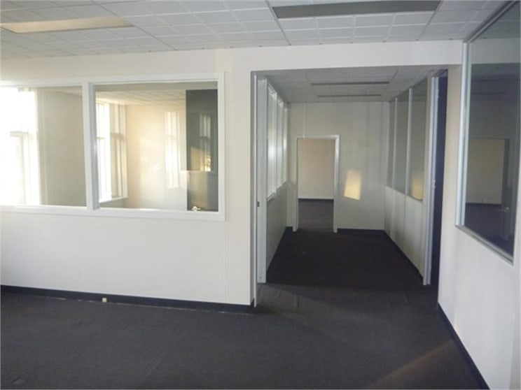 Click to view all images Level 1/284-290 St Kilda Road St Kilda VIC 3182 - Image 3