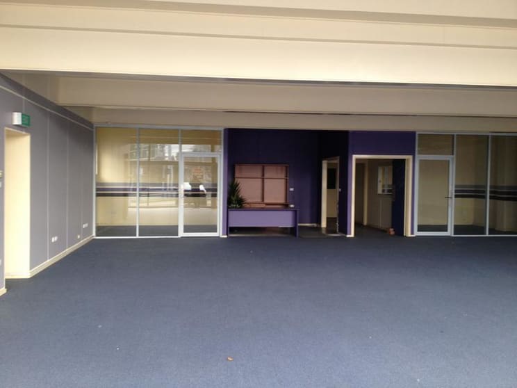 Click to view all images 15 Racecourse Road North Melbourne VIC 3051 - Image 1