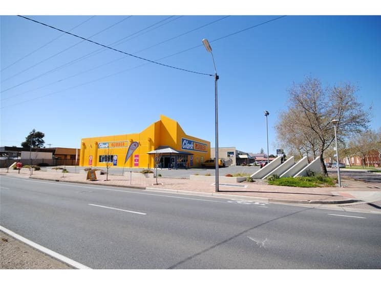 Click to view all images 113-115 Tapleys Hill Road Hendon SA 5014 - Image 1