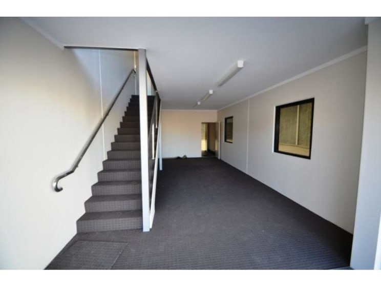 Click to view all images 2/34 Darlot Road Landsdale WA 6065 - Image 2