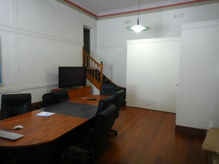 Click to view all images 2/10 Little Chapel Street Prahran VIC 3181 - Image 2