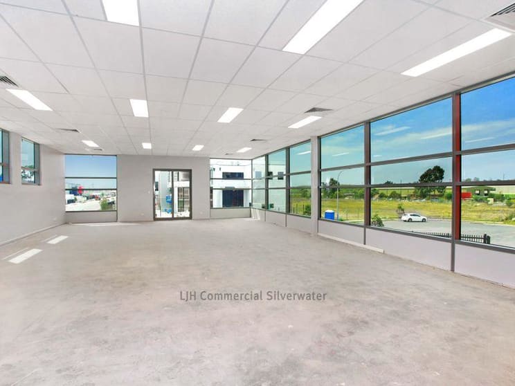 Click to view all images Greenacre NSW 2190 - Image 3