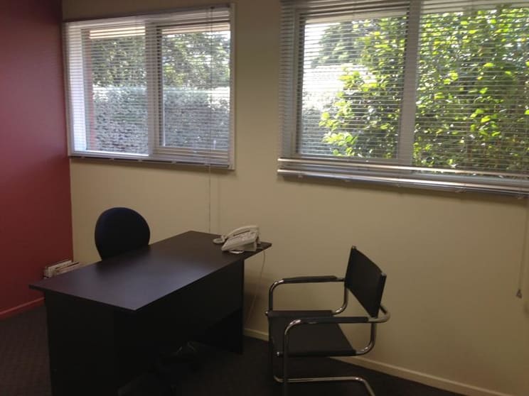1 /212 Karingal Drive Frankston VIC 3199 - Image 2