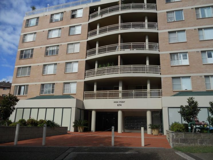 Click to view all images D3 Level 1/674 Princes Highway Sutherland NSW 2232 - Image 1