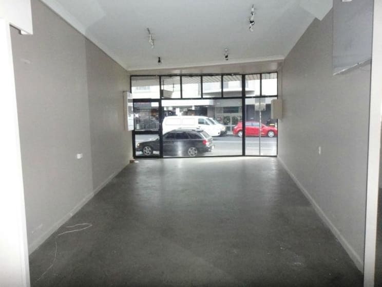 Click to view all images Suite 1/184 Barkly Street St Kilda VIC 3182 - Image 2