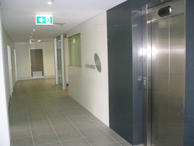 Unit 4, Lv/2-10 Captain Cook Crescent Griffith ACT 2603 - Image 2