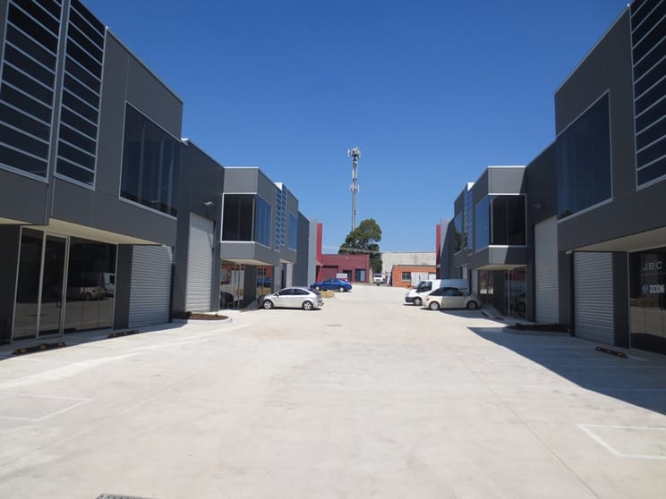 Click to view all images 5/23-25 Clarice Road Box Hill VIC 3128 - Image 2