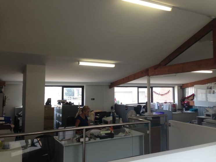 Click to view all images 4a Robert Street Collingwood VIC 3066 - Image 2
