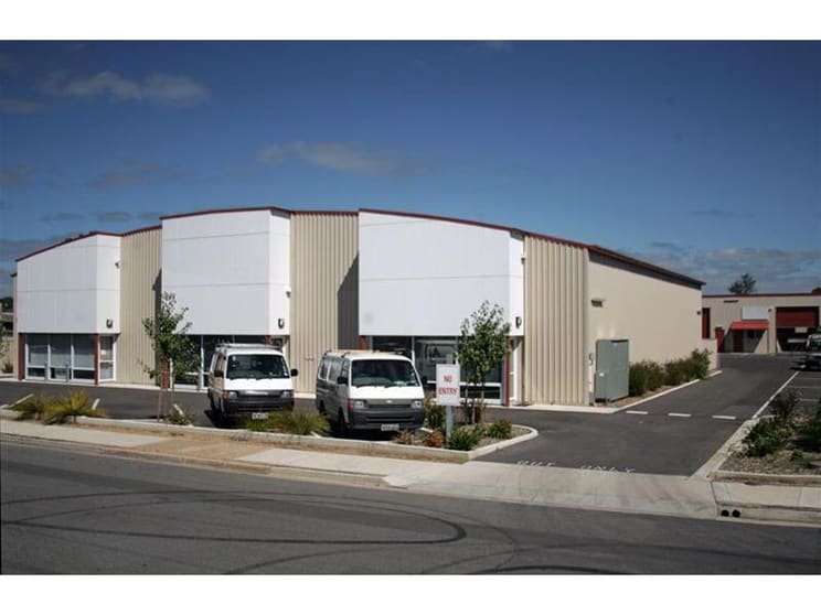 Click to view all images Unit 7, 10-12 Deeds Road Camden Park SA 5038 - Image 2