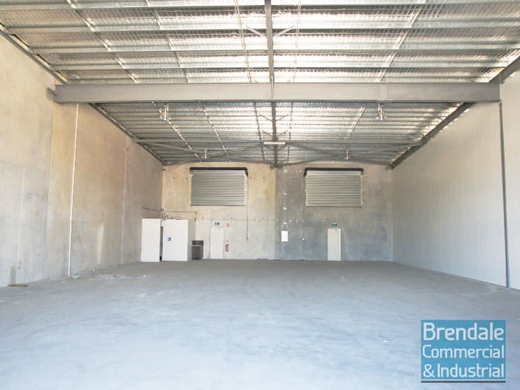 Click to view all images Lawnton QLD 4501 - Image 2