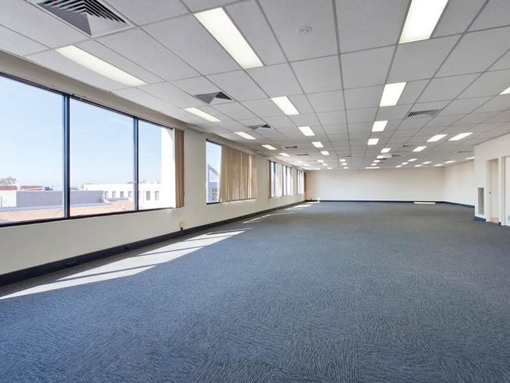 Click to view all images Level 1 Su/526 Whitehorse Road Mitcham VIC 3132 - Image 3