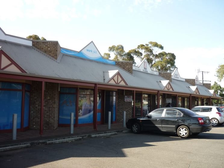Click to view all images 3/2 Anderson Walk Smithfield SA 5114 - Image 3