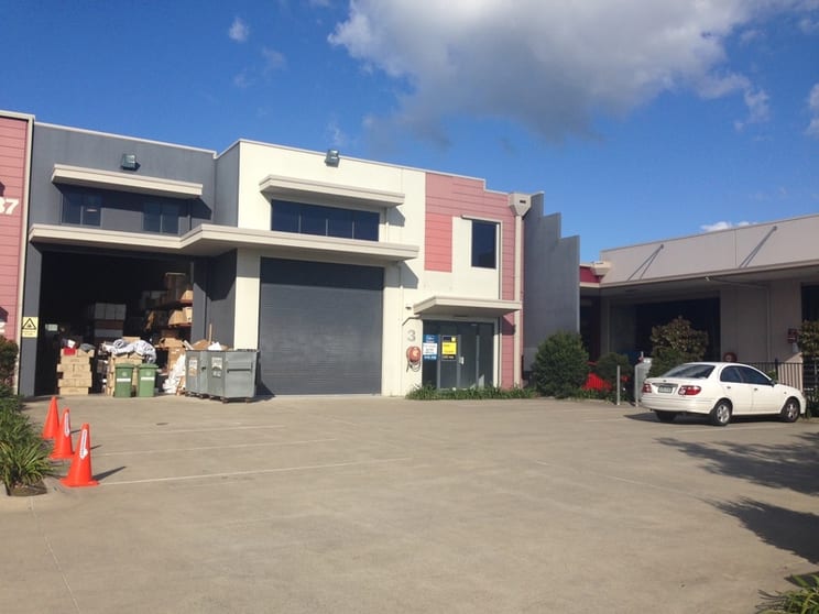 Click to view all images Unit 3/37 Premier Circuit Warana QLD 4575 - Image 1