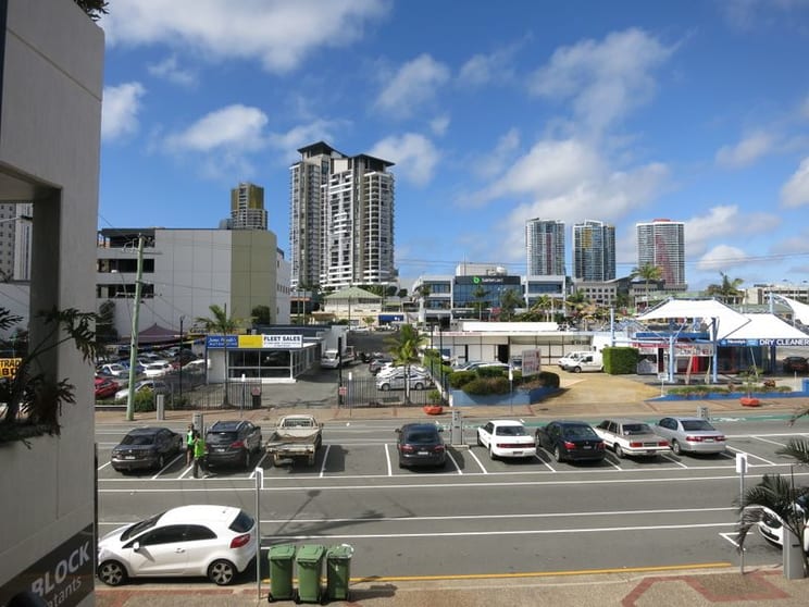 Click to view all images 4/23 Nind Street Southport QLD 4215 - Image 1