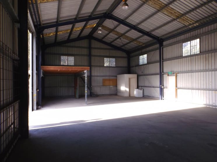 Click to view all images 3/13 Supply Street Arundel QLD 4214 - Image 2