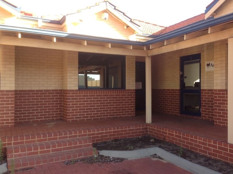 2/226 Fulham Street Cloverdale WA 6105 - Image 1