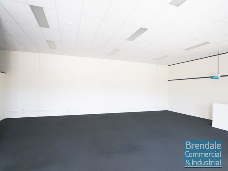 Click to view all images 1/17 Bult Drive Brendale QLD 4500 - Image 3