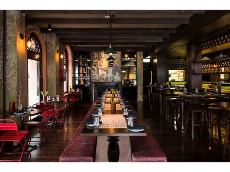 Click to view all images 320 Crown Street Surry Hills NSW 2010 - Image 2
