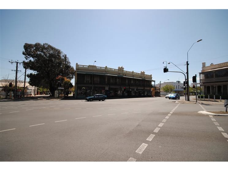 Click to view all images Shop 3, 1 Payneham Road College Park SA 5069 - Image 2