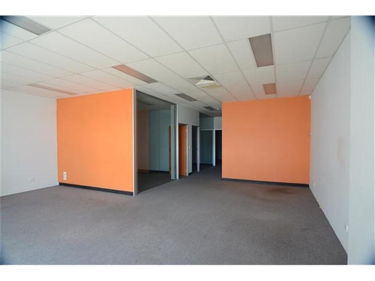 805 Hunter Street Newcastle West NSW 2302 - Image 2