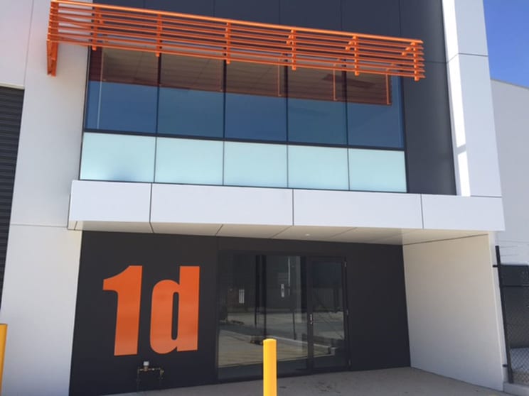 Click to view all images 136 CANTERBURY ROAD Kilsyth VIC 3137 - Image 2