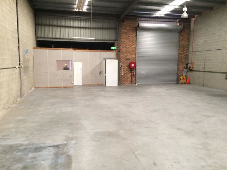 Click to view all images 11/22-24 Rhur Street Dandenong South VIC 3175 - Image 3