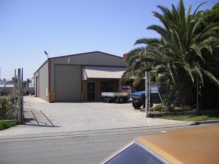 Click to view all images 50-52 Leeds Street Wingfield SA 5013 - Image 1
