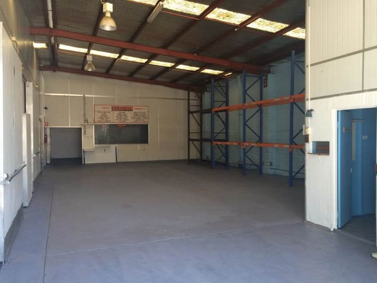 Click to view all images 13 Dehavilland Road Mordialloc VIC 3195 - Image 2
