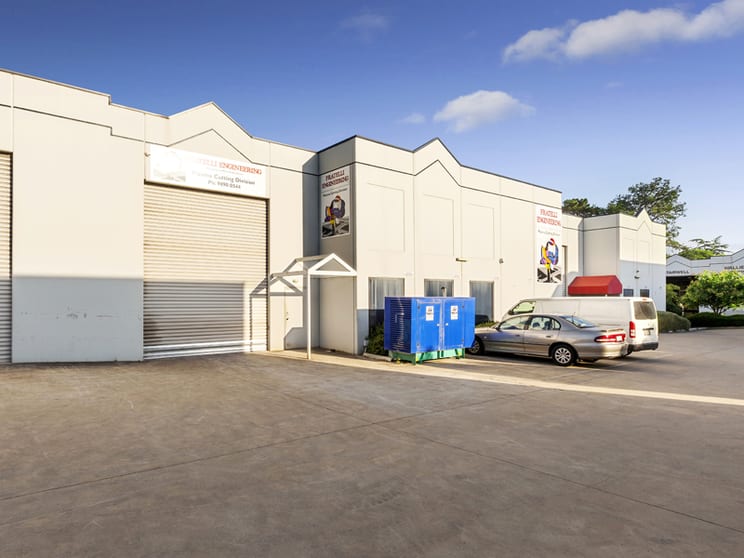 Click to view all images 2/37-39 Lexton Road Box Hill North VIC 3129 - Image 1