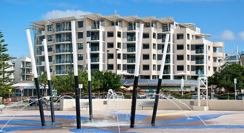 Click to view all images 3/ 79 Edmund Street Kings Beach QLD 4551 - Image 2