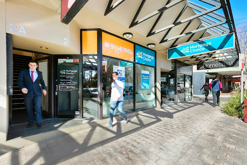 Click to view all images 2/211 Ben Boyd Road Neutral Bay NSW 2089 - Image 2