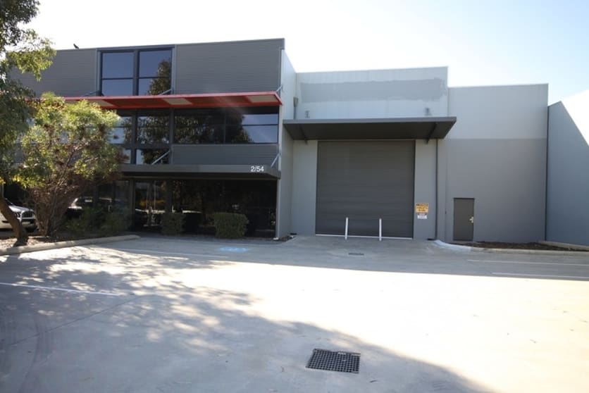 Click to view all images Unit 2/54 Discovery Drive Bibra Lake WA 6163 - Image 1
