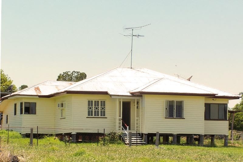 Click to view all images Wooroonden QLD 4605 - Image 1