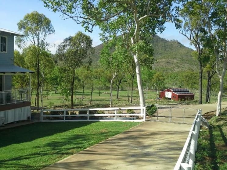 Click to view all images 199 Chisholm Trail Oak Valley QLD 4811 - Image 3