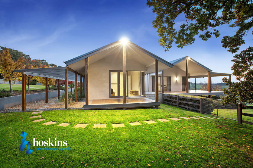 Click to view all images 115 Brysons Road Warrandyte South VIC 3134 - Image 2