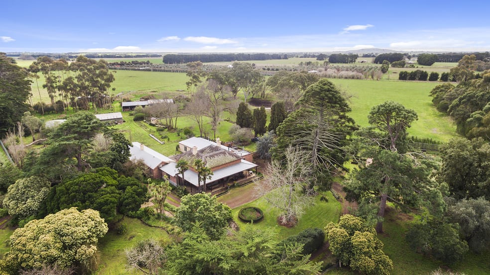 Click to view all images 585 Warncoort - Birregurra Road Birregurra VIC 3242 - Image 2